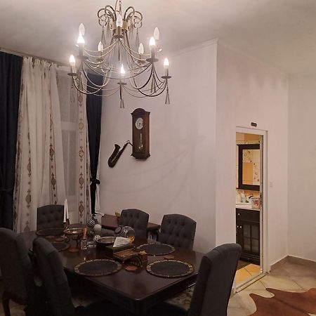 Sia'S Home Орадя Екстер'єр фото